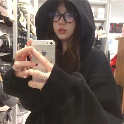 【爆笑同居】《宠物情人》志尊淳入山法子：职场女强人捡到年下美少年当宠物养，超甜同居生活