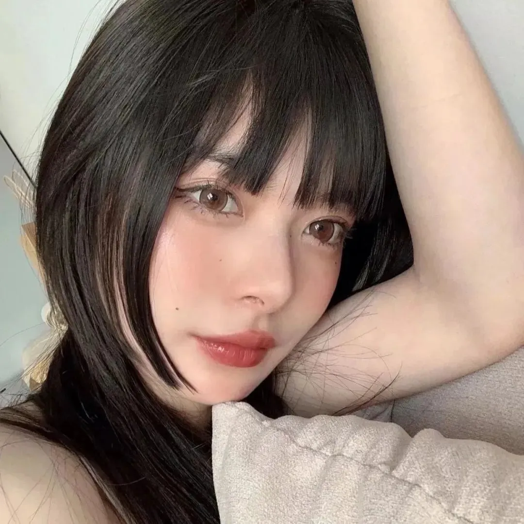 【深夜美食】《爱吃拉面的小泉同学》早见明里：为了吃遍全日本最好吃的拉面，女高中生的狂热日常