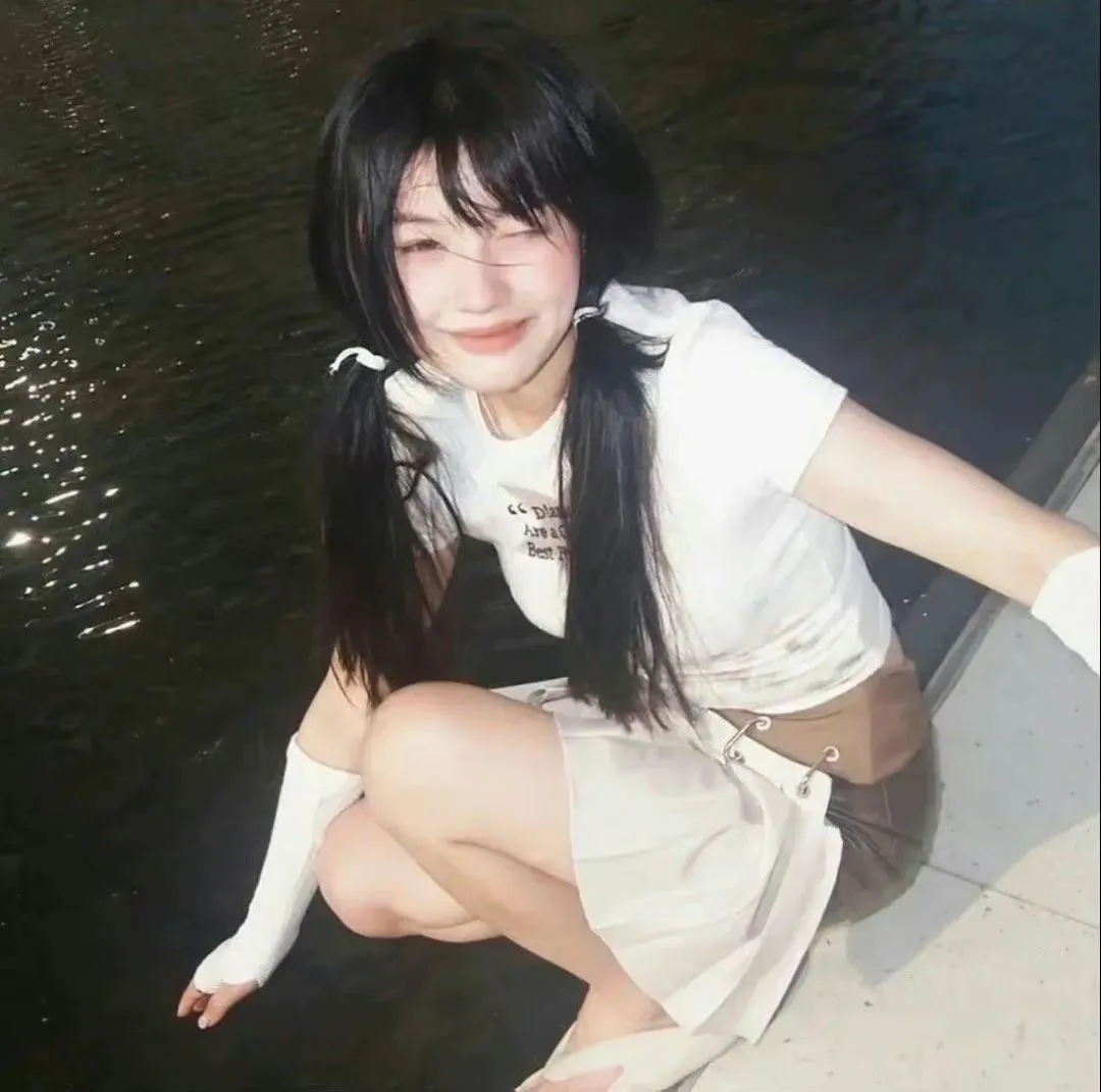 丧尸剧天花板《僵尸校园》1080P中字：学校沦为炼狱，半尸人觉醒大杀四方